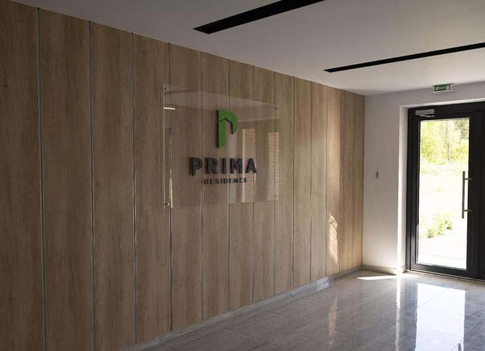 Eliza'S Apartment By Oasis Homes Oradea Exteriör bild