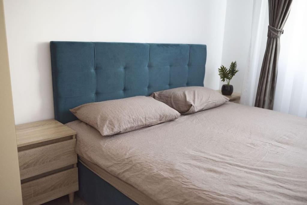 Eliza'S Apartment By Oasis Homes Oradea Exteriör bild