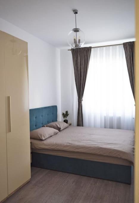 Eliza'S Apartment By Oasis Homes Oradea Exteriör bild